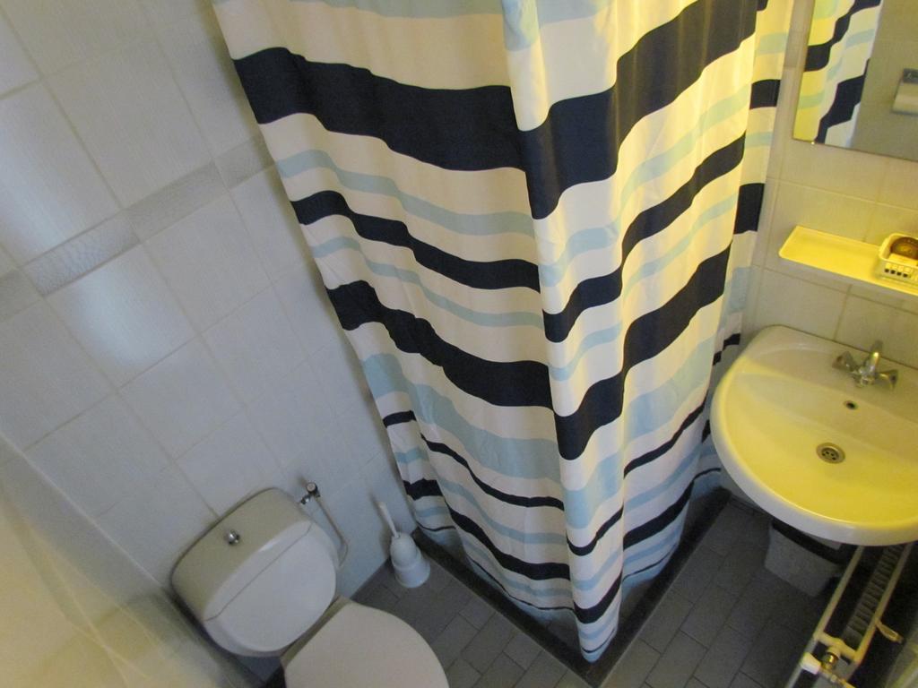 Hotel Cafe Woud Den Helder Zimmer foto