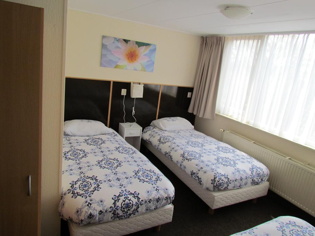 Hotel Cafe Woud Den Helder Zimmer foto